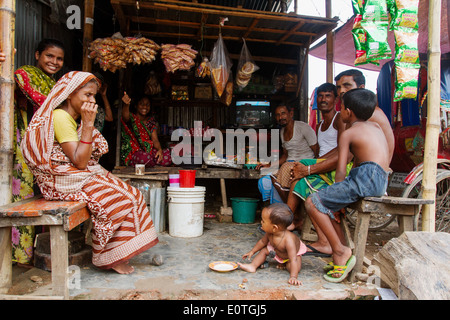 Small shop in shanty part of Dhaka Bangladesh Stock Photo