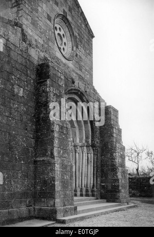 Igreja de São Pedro de Rates, Póvoa de Varzim, Portugal Stock Photo