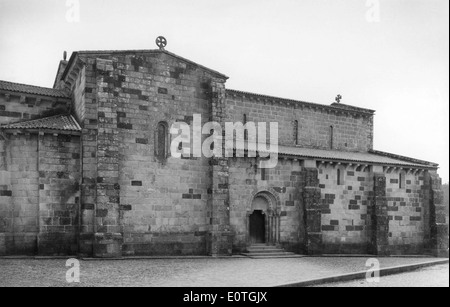 Igreja de São Pedro de Rates, Póvoa de Varzim, Portugal Stock Photo