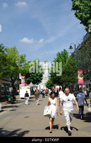 Luton town centre showing shops & pedestrians Stock Photo