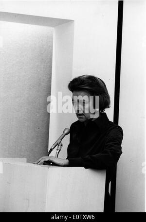 Publisher Katharine Graham speaks at a conference Stock Photo
