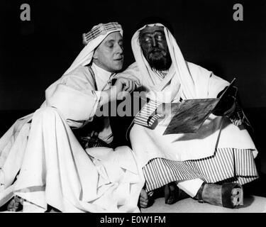 Actor Alec Guinness in scene as Prince Feisal Stock Photo