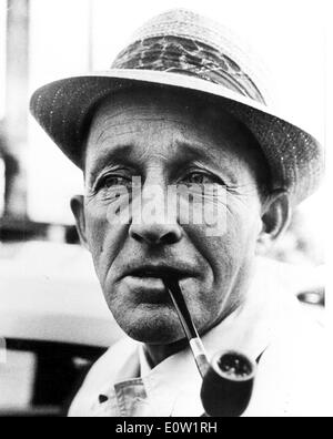 Bing Crosby with a pipe in his mouth Stock Photo