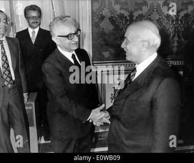 President Giovanni Leone greets Amintore Fanfani Stock Photo