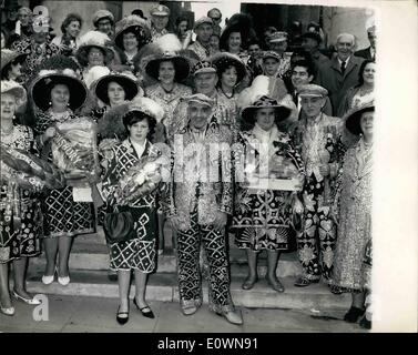 Oct. 10, 1963 - Harvest Festival Service for the Pearly Kings and Queens of London: London's pearly Kings and Queens, including Stock Photo