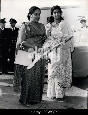 Prime minister mrs bandaranaike hi-res stock photography and 