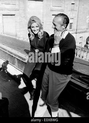 Actors David Niven and Sharon Tate on set of the film '13' Stock Photo