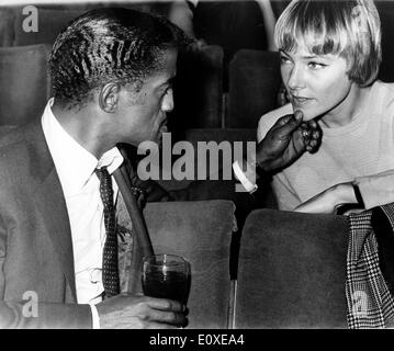 Sammy Davis Jr. with wife May Britt before appearance on the Royal Variety Show Stock Photo