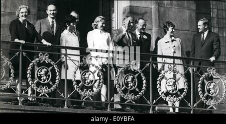 Oct. 10, 1969 - American Astronauts in Amsterdam: Today the three American astronauts, Armstrong, Aldrin, and Collins visited Amsterdam at the Royal Palace in Amsterdam, they were received by the Royal Family. Photo shows Juliana and Prince Bernhard at the balcony of the palace with the astronauts and wives. Stock Photo