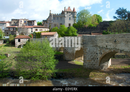Saint-Amant-Tallende village and castle, Puy de Dome, Auvergne, France Stock Photo