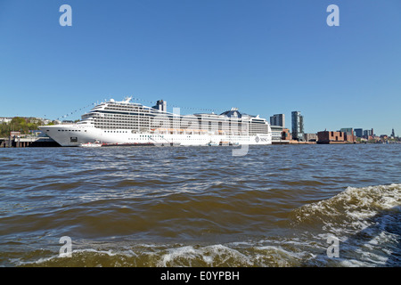 Cruise Ship 'MSC Magnifica', Harbour, Hamburg, Germany Stock Photo