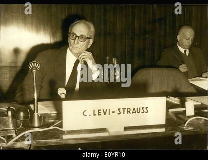 Mar. 03, 1971 - Claude Levi-Strauss, a teacher at a middle school in France, opened the cycle of conferences on racism that were organized by UNESCO on occasion of the year of the international fight against racism and discrimination. Miss Florence Harcourt-Smith as ''O Stock Photo