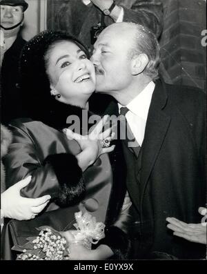 Wedding of Pier Angeli and Vic Damone, Los Angeles, November 24, 1954 ...