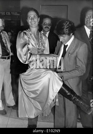 Dustin and Anne Hoffman at 'All the President's Men' Stock Photo