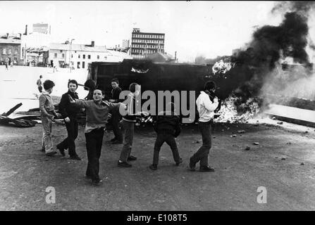 IRA The years 1970 1972 saw an explosion of political violence in Northern Ireland, peaking in 1972, when nearly 500 people Stock Photo