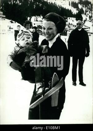Mar. 08, 1972 - Princess Beatrix of Holland and her husband Claus ad their three sons are spending their vacation in Lech, Austria. Prince Constantijn is pictured in the arms of his mother. Stock Photo