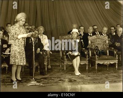 Jun. 20, 1972 - Queen Juliana of the Netherlands and her husband Prince Bernhard were received at the city hall this afternoon by Mrs. Nicole de Hauteclocque, the new President of the Paris City Council, who, on this occasion, inaugurated the official functions. Here is a picture of Mrs. Nicole de Hauteclocque introducing Queen Juliana before her speech. Stock Photo