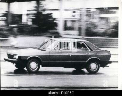 May 05, 1972 - Safety-Volkswagen ''ESVW 1'': The experimental safety Volkswagen ''EsVW1'' will for the first time be shown to the public at the Traffic Exhibition ''Tranapo 72'' in Washington which opens at next days. The ESVW 1 which will never be produced in quantity, weighs 1,442 kg and has a length of 4,73 meters. The car which is fit out with an air-cooled 100 h.p. engine, can hold 4 passengers, Tests have shown that in case of a bound at speed of 80 kilometers per hour, each of the 4 passengers will survive. Stock Photo