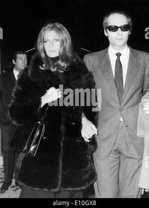 Model Fiona Campbell-Walter at Alexander Onassis funeral Stock Photo