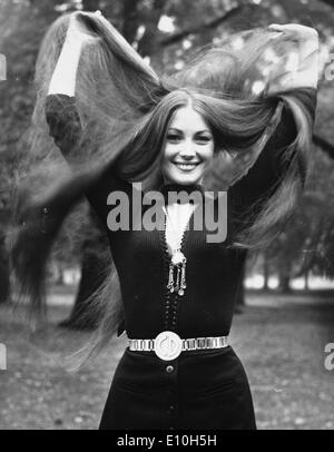 Portrait of actress Jane Seymour in the park Stock Photo