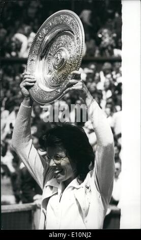 Jul. 07, 1973 - Billie-Jean King (U.S.A.) Wins the Women's Singles Final At Wimbledon: Billie-Jean King (USA) won the Women's Singles Final at Wimbledon today when she beat fellow American Chris Evert - 6-0, 7-5. Photo shows Billie-Jean holds up her trophy after she had won the Women's Singles Final at Wimbledon today. Stock Photo