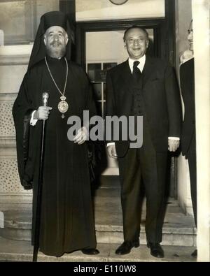 GP kink anal tiqin Kendra Lust va Jizel Mari bir xil yigit bilan jinsiy aloqada bolishadi.