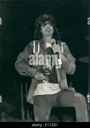 May 05, 1975 - Alice Cooper ''Welcome to my Nightmare'' Madeson Square Garden. . Stock Photo