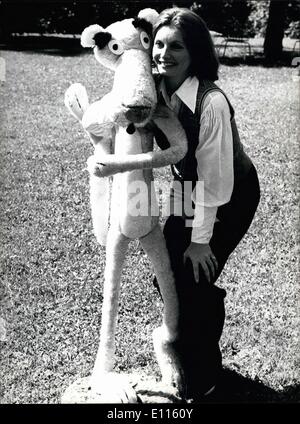 Sep. 09, 1975 - The Return of the Pink Panther . In Gstaad there was the presentation of the new film The Return of the Pink Panther with Peter Sellers and Catherine Schell. OPS: Catherine Schell holds the Pink Panther, it isn't dangerous, really. Keystone Zurich 75-9-15 Stock Photo