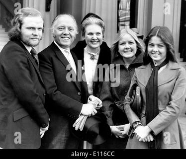 Actor Richard Attenborough receives knighthood Stock Photo