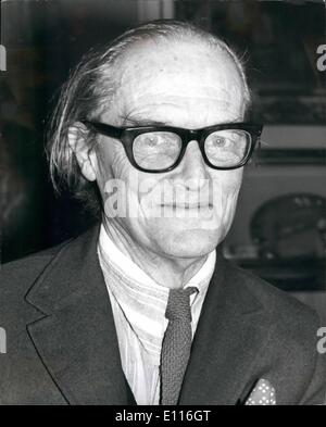 Feb. 02, 1976 - Sir Hugh Casson The New President Of The Royal Academy: Sir Hugh Casson, 65, the architect and former professor Stock Photo