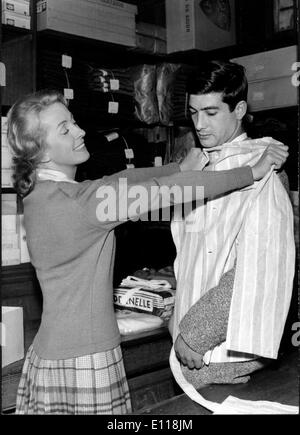 Danielle Darrieux and Jean-Claude Brialy co-star Stock Photo