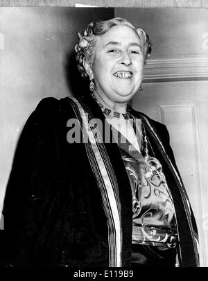 Agatha Christie to see her play 'The Mousetrap' Stock Photo