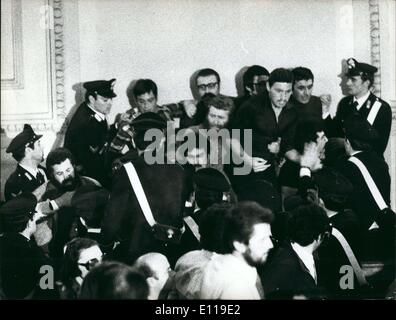 May 05, 1976 - A big confusion happened at the Court in Turin that Judges a group of extra leftist named ''the Red Brigades''. II men accused for a serie of kidnappes, as Mario Sossi, magistrate in Genoa and the businessman Vitterino Ganciam AT the begin of the second audience the public sang ''red flag' and the Judge ordered the removal of the hall. And happened the confusion. Photo shows the group of the accused with the Chef Renato Curcio (with board on left) Stock Photo