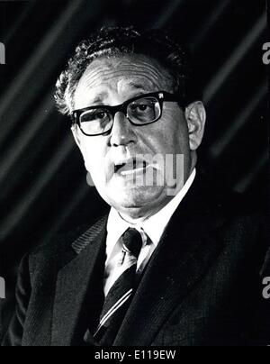 May 05, 1976 - Dr Henry Kissinger, US Secretary of State addressing the UNICTAD meeting in Nairobi (May-76) outlines US Proposals for new world economic order.Credit: Camerapix Stock Photo