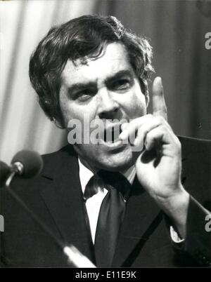 Sep. 09, 1977 - Fight For The Liberal Party at Brighton: Photo Shows John Parade the Party's Shadow Chancellor seen addressing the conference in Taxation today. Stock Photo