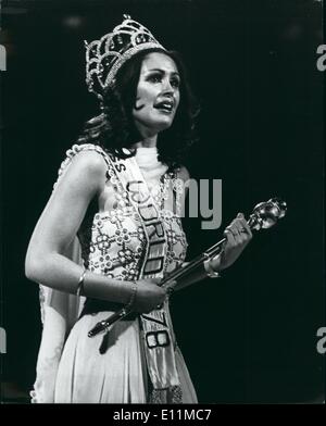 Nov. 11, 1978 - Miss Argentina is the Miss World:A t the Royal Albert Hall last night 20-year old Silvana Suarez, Miss Argentina, was crowned 'Miss World' Miss Sweden, Casie Carlsson, was the runner up, and Miss Australian Denis Coward was third. Photo shows Miss Argentina 20 year-old Silvana Suares seen crying her eyes out after being crowned Miss World at the Royal Albert Hall last night. Stock Photo