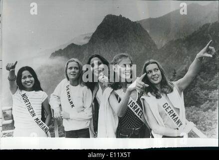 Jul. 07, 1980 - Miss Universe Beauty Pageant in Seoul : The 1980 Miss Universe Beauty Pageant takes place in Seoul, Capital of South Korea, with over fifty countries taking part. Photo shows Five of the contestants view the mountain scenery during a visit to Korea's famous Mount Sorak. Stock Photo