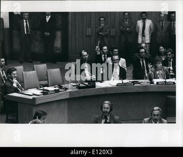 Jun. 06, 1981 - The United Nations, New York City: The Security Council votes unanimously to censure Israel for bombing the Iraqi Nuclear Reactor in Bagdad. Photo shows. Israeli permanent representative Yahuda Blon looks on as the council votes. Also in picture is Sir Anthony Parsons of the United Kingdom and Jeane Kerpeape Kirkpatrick of the United States. Stock Photo