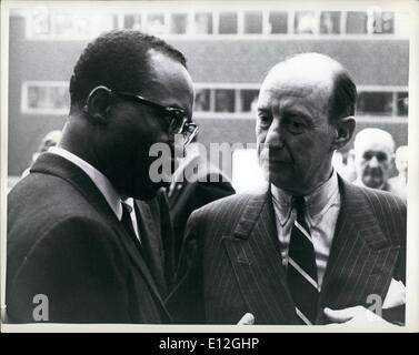 Dec. 26, 2011 - Security Council meets on Congo situation. United Nations, N.Y. 13 February 1961. This morning the Security Council had a brief meeting on the situation in the Republic of Congo. Mr. E. Diallo Alpha (Guinea) talks with Mr. Adlai E. Stevenson (US) after the meeting. Stock Photo