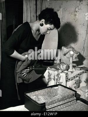 Feb. 25, 2012 - Preparing To Return To Stardom: Shirley Bassey packs her little case before leaving her Cardiff home, to return Stock Photo