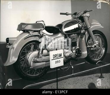 Honda dream 250 hi-res stock photography and images - Alamy