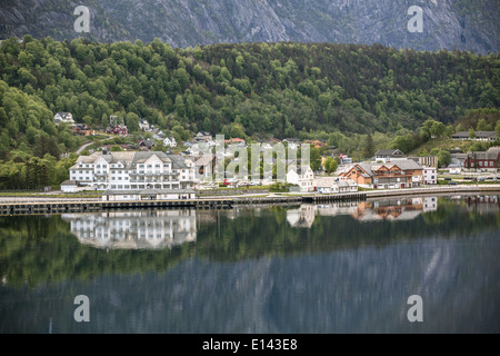 Norway, Eidfjord, Hotels and village Stock Photo