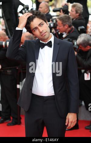 American actor Adrian Grenier attends the premiere of «The Search» during the 67th Cannes International Film Festival at Palais des Festivals in Cannes, France, on 21 May 2014. Photo: Hubert Boesl - NO WIRE SERVICE Stock Photo