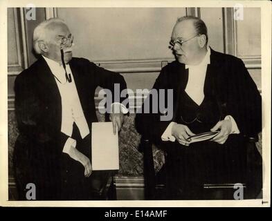 Apr. 17, 2012 - Famous Statesmen Chat. Mr. Lloyd George (left) and Mr. Winston Churchill famous British Statesmen, shown reminiscing a ''(Illegible)'' connaught house, London, where they were guest ''(Illegible)'' the festival di printers' Pension Cor ''(Illegible) Stock Photo