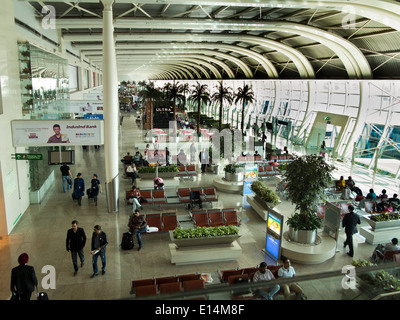 India, Mumbai, Santa Cruz Domestic Airport, passengers in T2 new departure terminal Stock Photo