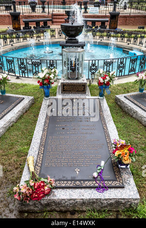 Grave of Elvis Presley, Graceland, Memphis, Tennessee, United States Stock Photo