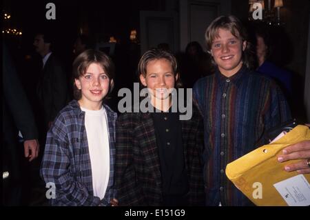 Zachery Ty Bryan Shares #TBT Pics With Jonathan Taylor Thomas