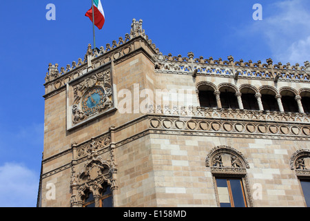 Clock on the façade of the Palacio de Correos (Post Office Palace) in the Centro Historico of Mexico City Stock Photo