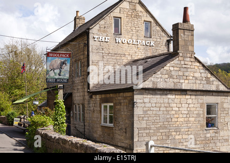 The Woolpack public house in the Cotswold village of Slad, Gloucestershire UK - The favourite watering hole of Laurie Lee Stock Photo