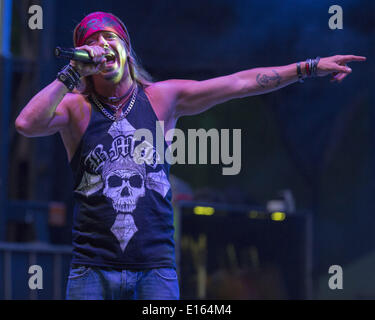 Madison, Wisconsin, USA. 23rd May, 2014. Vocalist BRET MICHAELS performs with his band at Brat Fest in Madison, Wisconsin Credit:  Daniel DeSlover/ZUMAPRESS.com/Alamy Live News Stock Photo